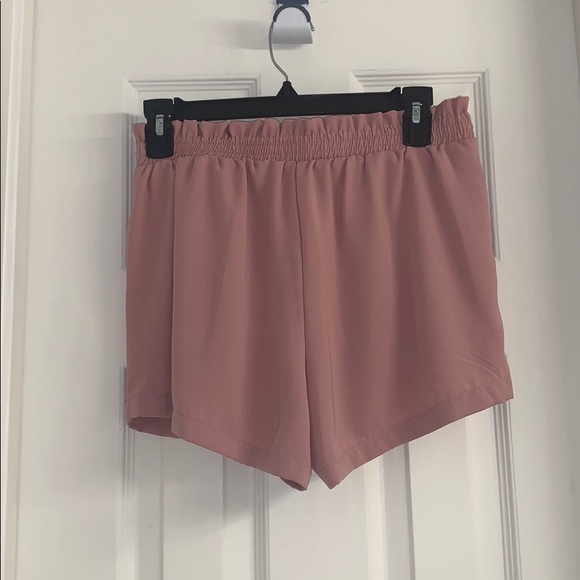 Pink flowy shorts - Picture 5 of 5
